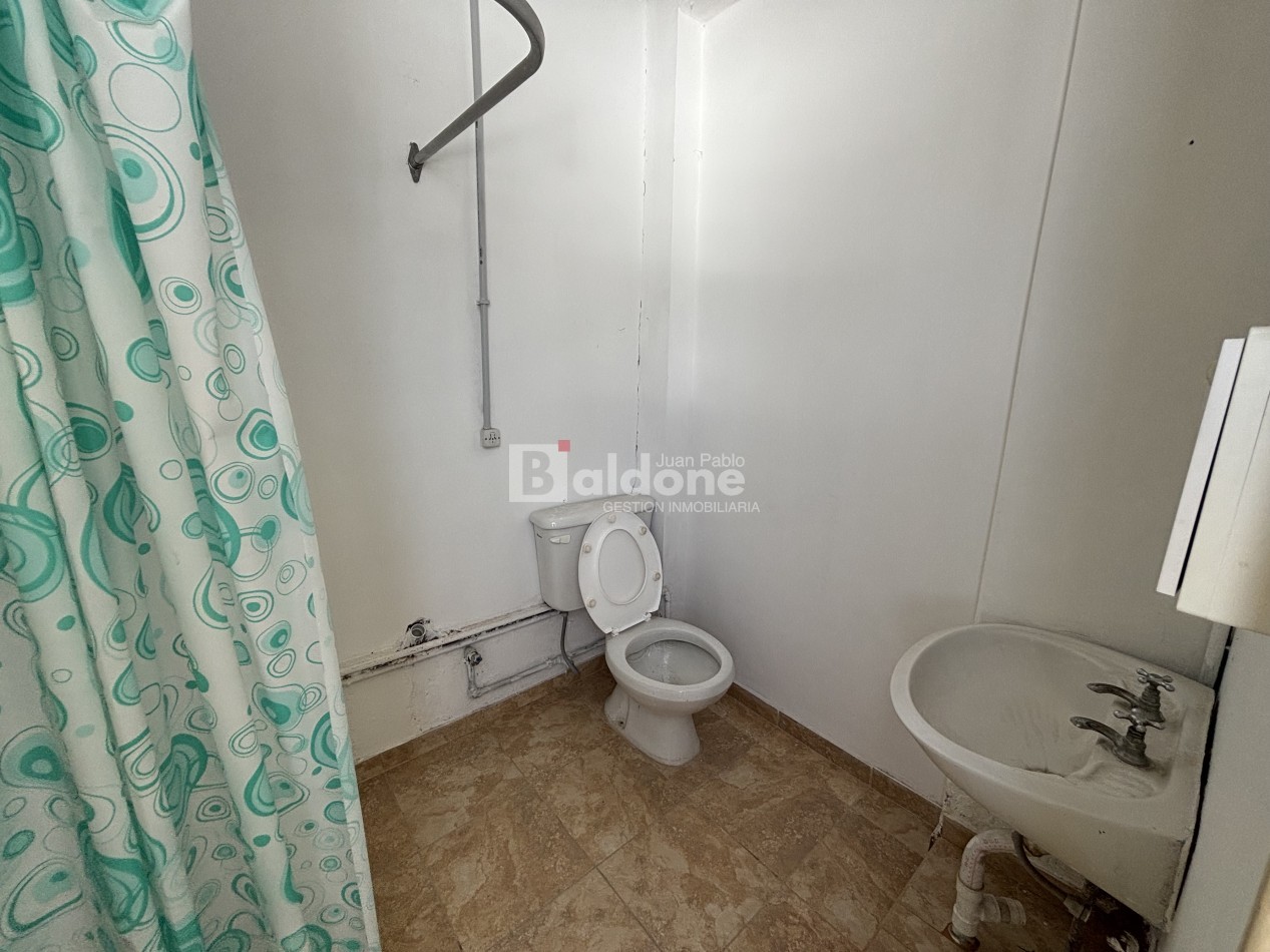 ALQUILER LOCAL/DEPARTAMENTO - CENTRICO - 150 MTS - GRAL. PICO