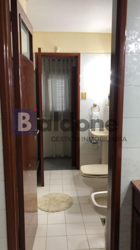 EN VENTA - Exclusiva y amplia casa en General Pico