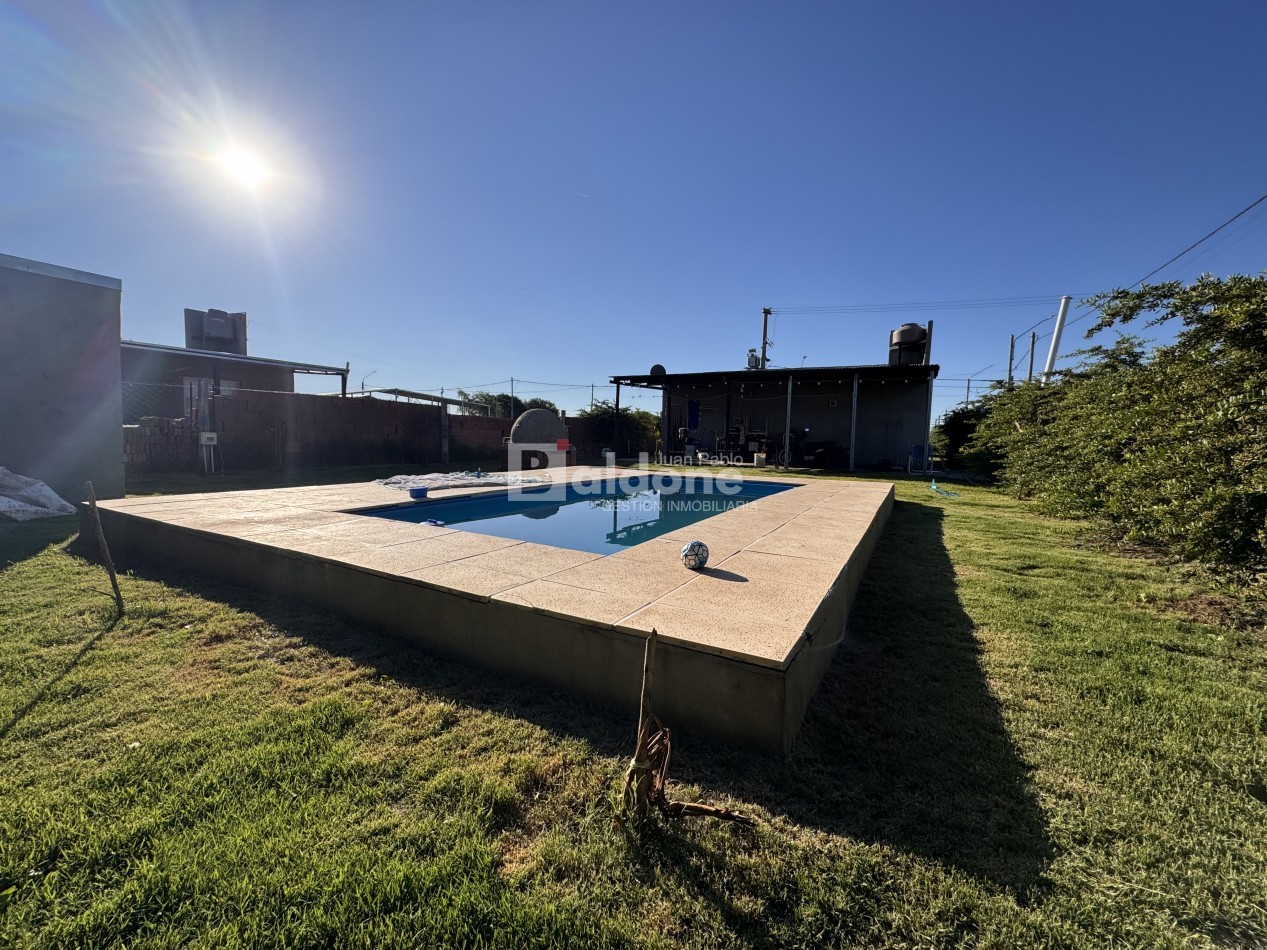 EN VENTA CASA QUINTA - SPELUZZI