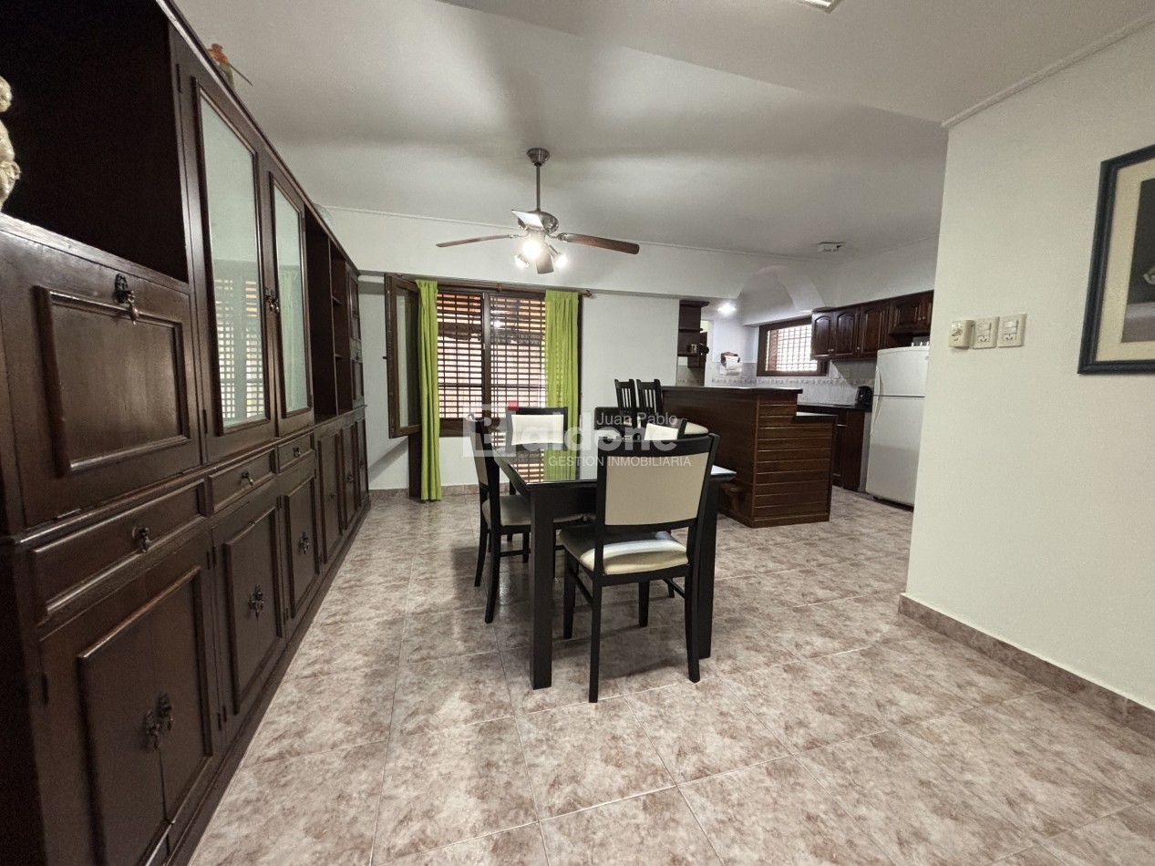 ESPECTACULAR CASA EN VENTA SOBRE CALLE 109 E/ 18 Y AVDA.