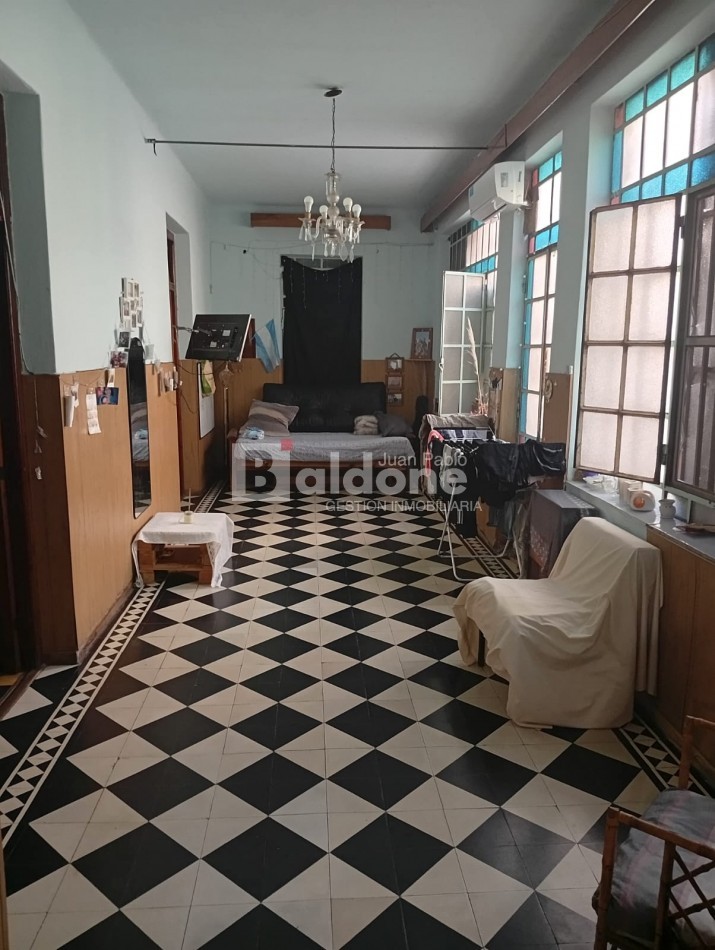 EN VENTA - LOCAL CENTRICO MULTIRRENTA -CALLE 22 E/ 11 Y 13 - GRAL. PICO