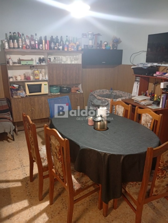 EN VENTA - LOCAL CENTRICO MULTIRRENTA -CALLE 22 E/ 11 Y 13 - GRAL. PICO