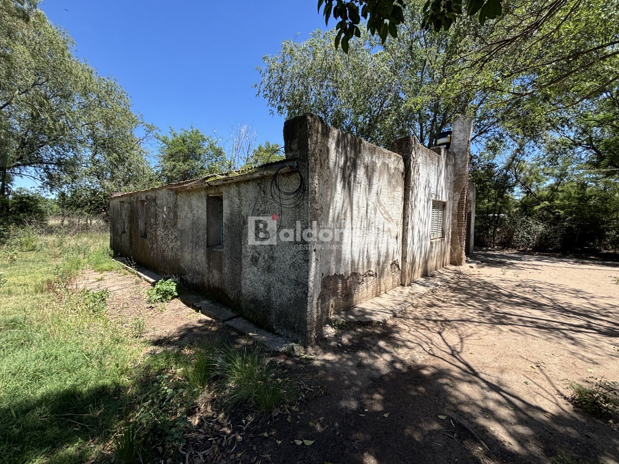 EN VENTA - CASA CON AMPLIO TERRENO - MONTE NIEVAS - LA PAMPA