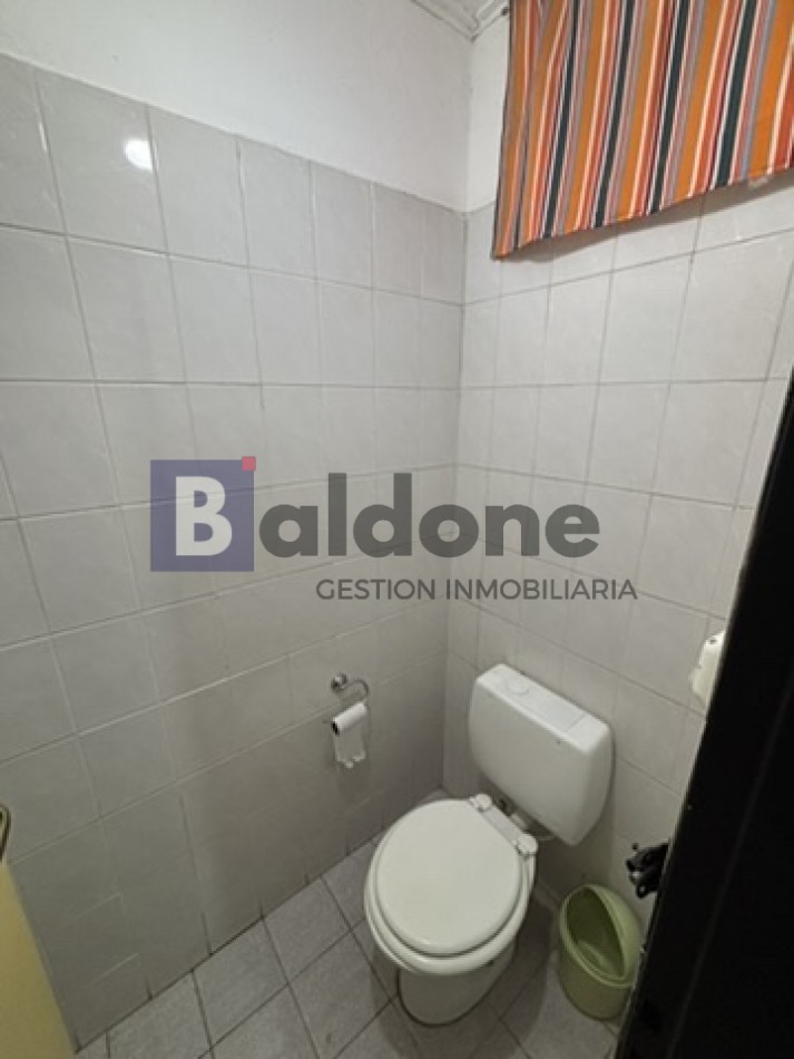 EN VENTA - EXCELENTE LOCAL COMERCIAL SOBRE CALLE 21 - GRAL. PICO - LA PAMPA