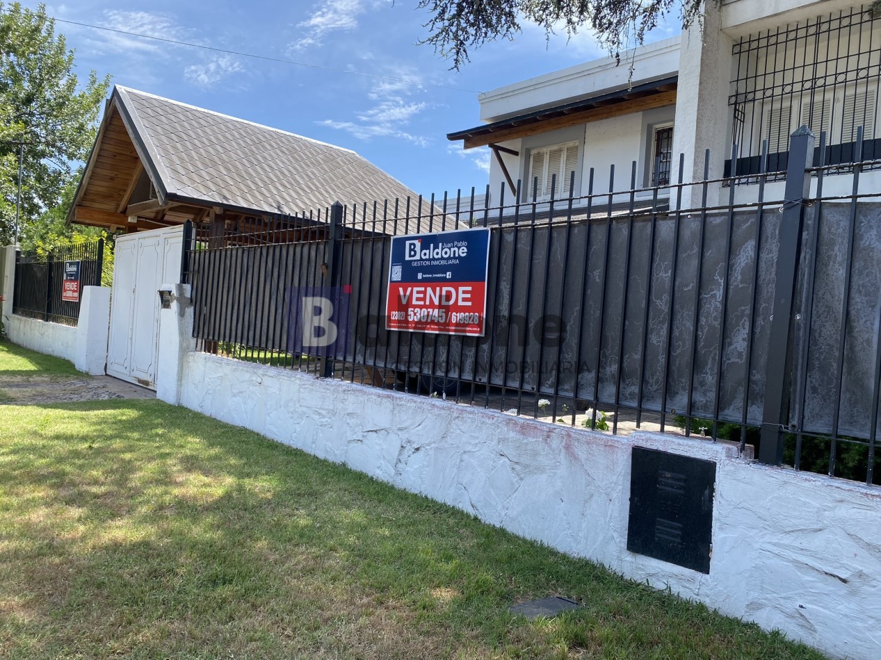EN VENTA - Exclusiva y amplia casa en General Pico