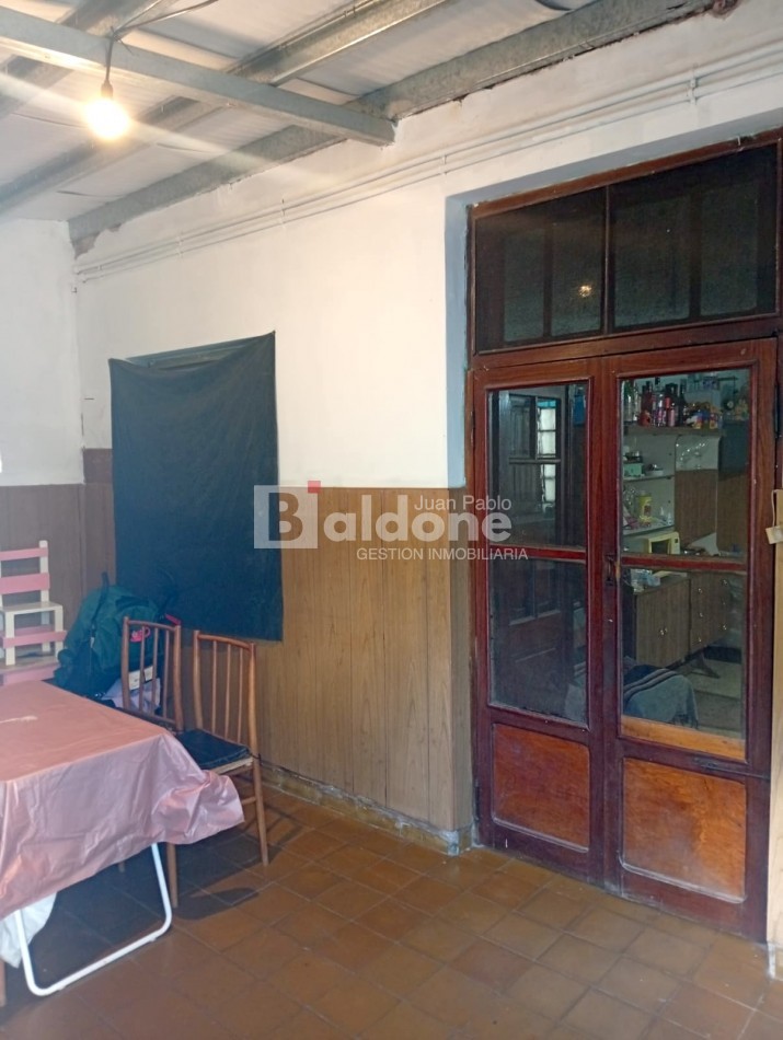 EN VENTA - LOCAL CENTRICO MULTIRRENTA -CALLE 22 E/ 11 Y 13 - GRAL. PICO