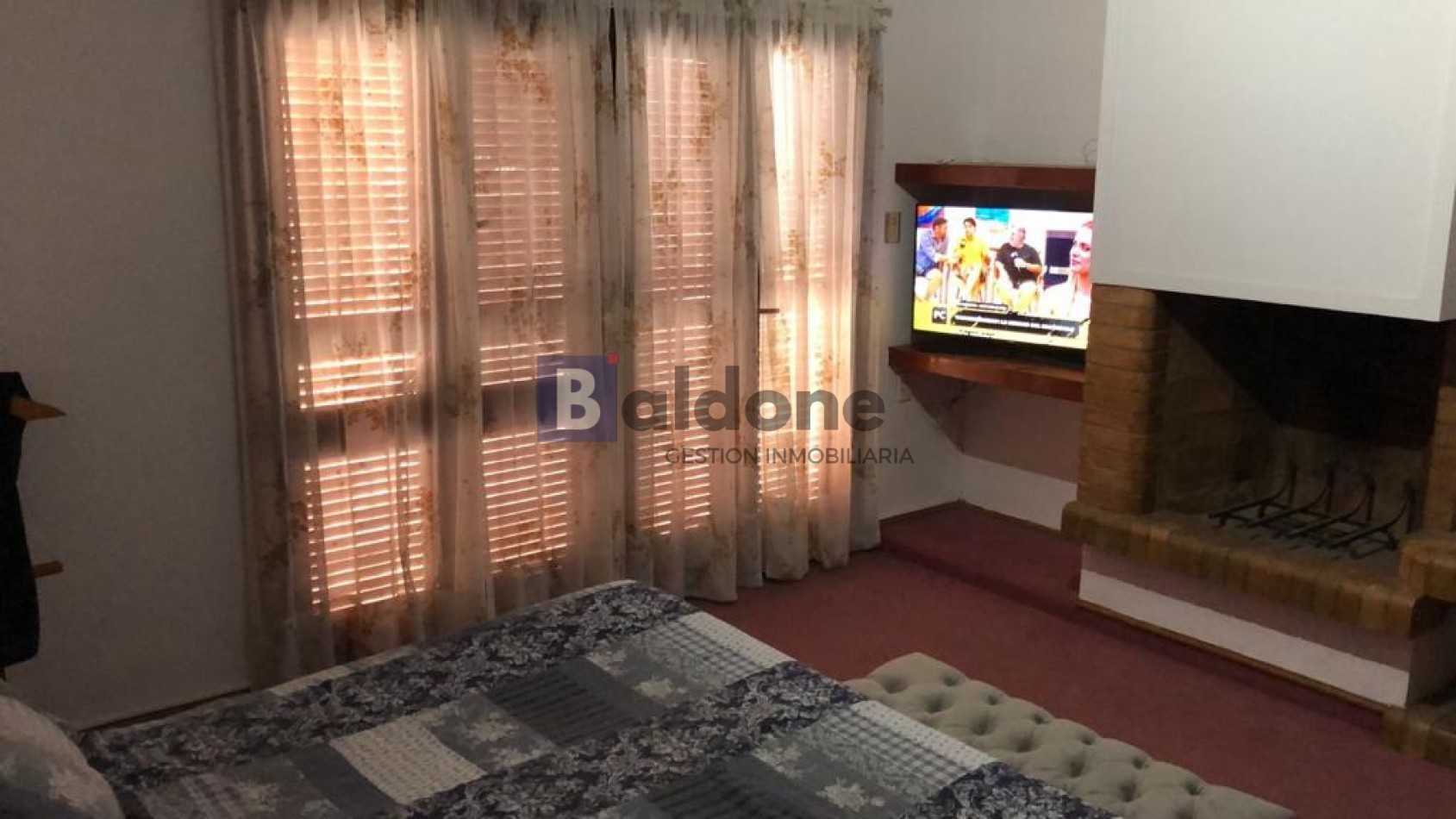 EN VENTA - Exclusiva y amplia casa en General Pico
