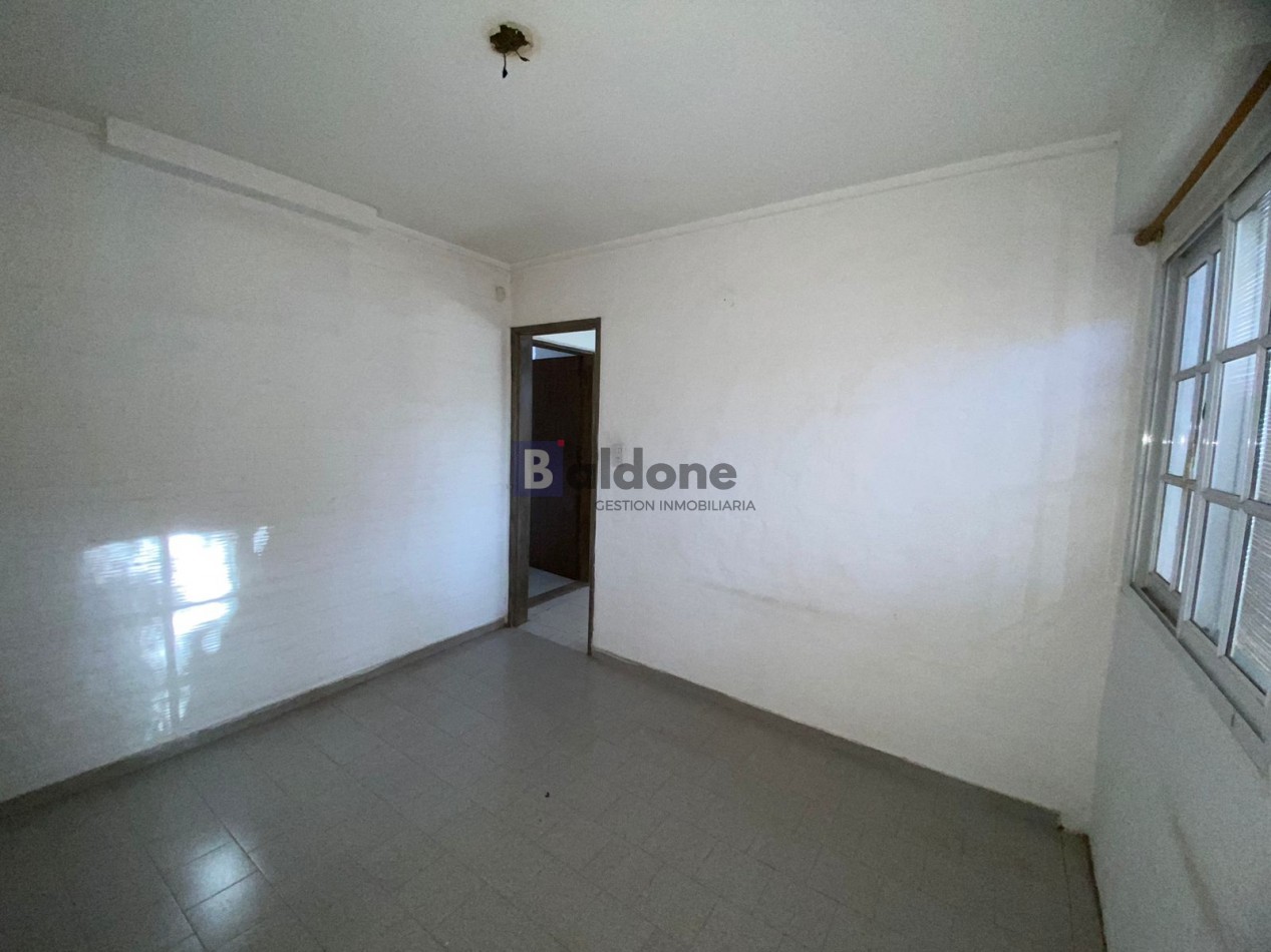 CASA EN VENTA - OPORTUNIDAD EN BARRIO EXCLUSIVO - TOAY LA PAMPA 