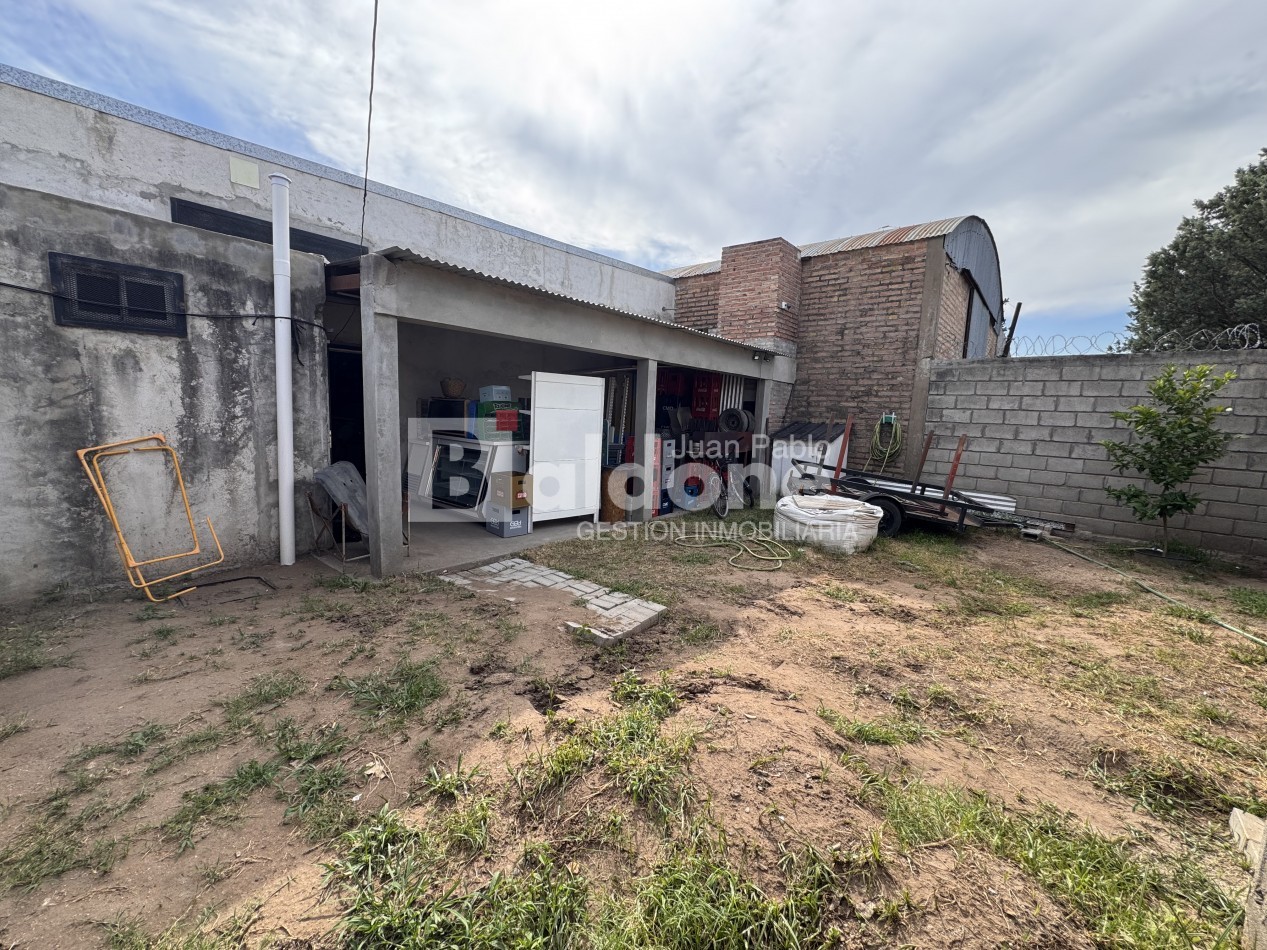 EN VENTA - LOCAL COMERCIAL + DEPOSITO - GRAL. PICO