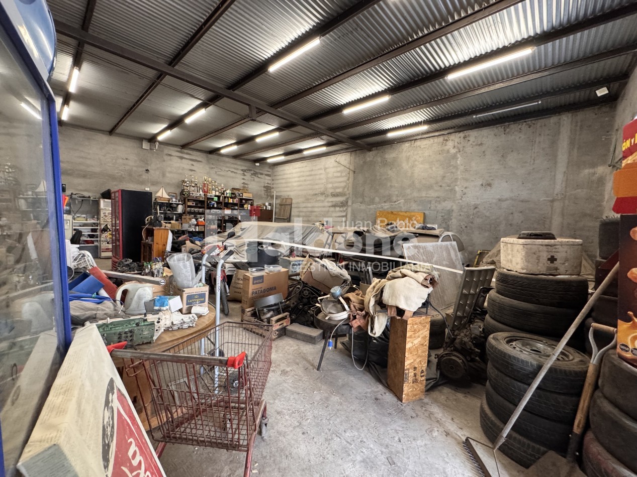 EN VENTA - LOCAL COMERCIAL + DEPOSITO - GRAL. PICO