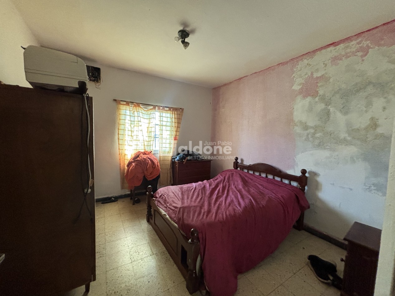 EN VENTA CASA EN CALLE 6 E/ 25 Y 27 - GRAL. PICO 