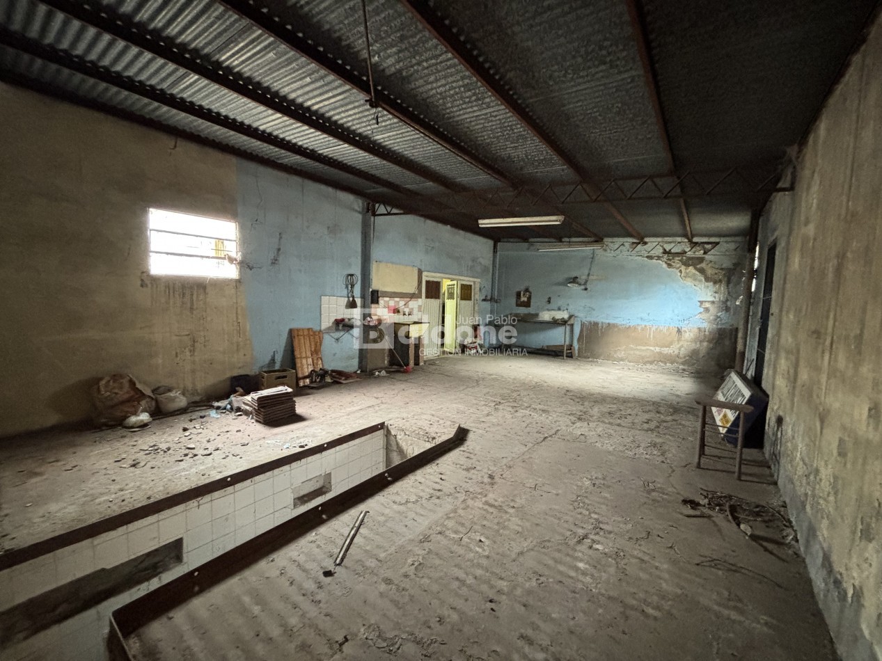 EXCELENTE PROPIEDAD - CALLE 106 E/ 15 Y 17 - GRAL. PICO - LA PAMPA