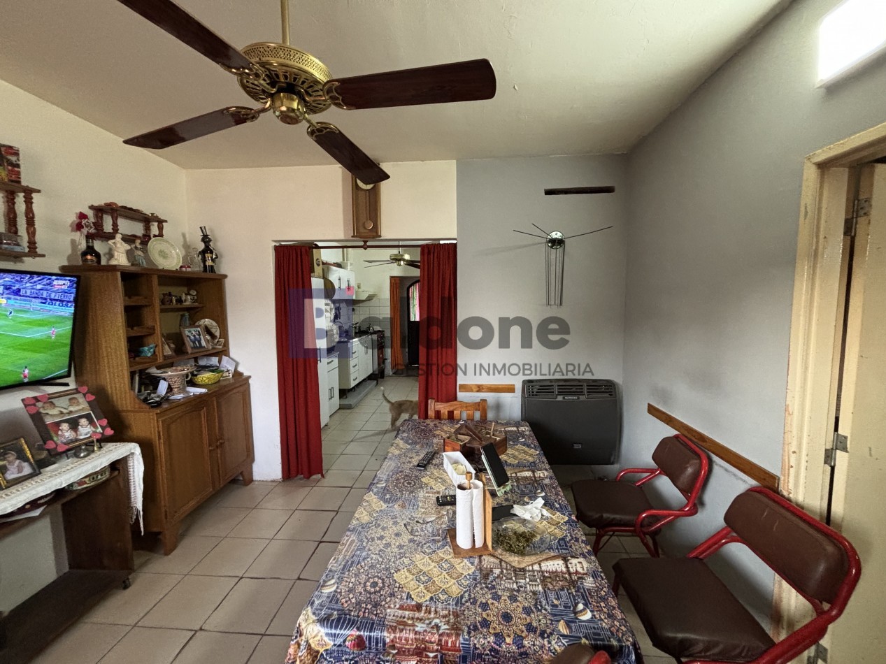 OPORTUNIDAD - CASA EN VENTA EN CALLE 8 E/ 33 Y 35 - GRAL. PICO - LA PAMPA