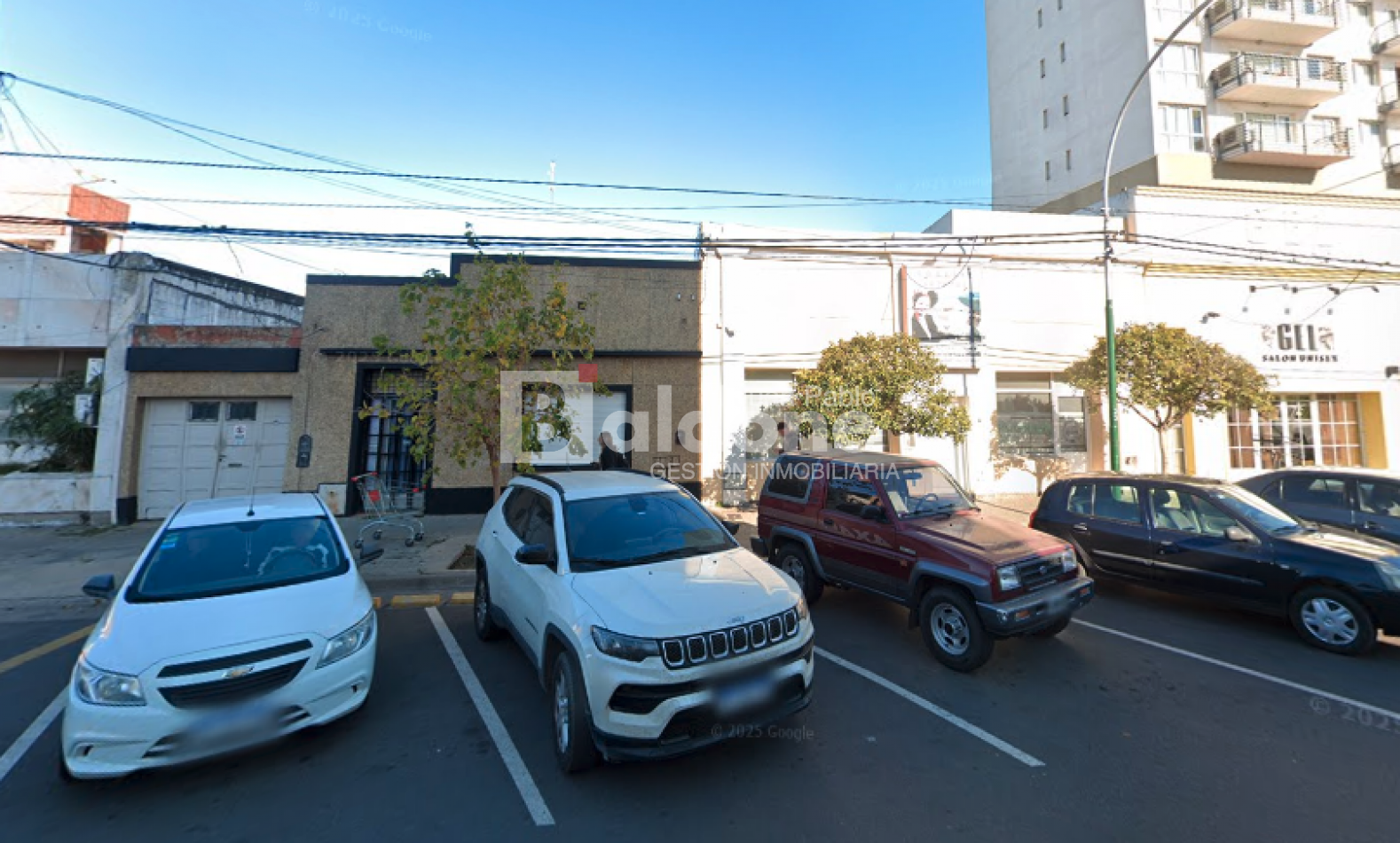 EN VENTA - LOCAL CENTRICO MULTIRRENTA -CALLE 22 E/ 11 Y 13 - GRAL. PICO