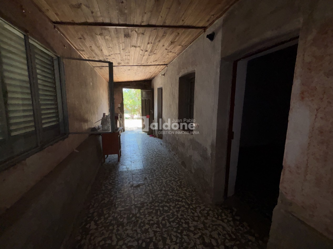 EN VENTA - CASA CON AMPLIO TERRENO - MONTE NIEVAS - LA PAMPA