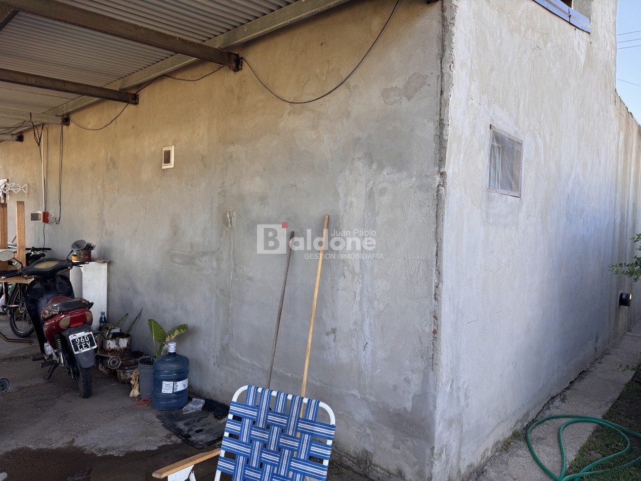 EN VENTA CASA QUINTA - SPELUZZI