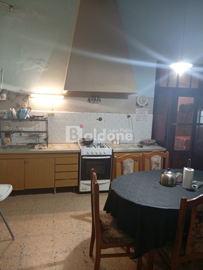 EN VENTA - LOCAL CENTRICO MULTIRRENTA -CALLE 22 E/ 11 Y 13 - GRAL. PICO