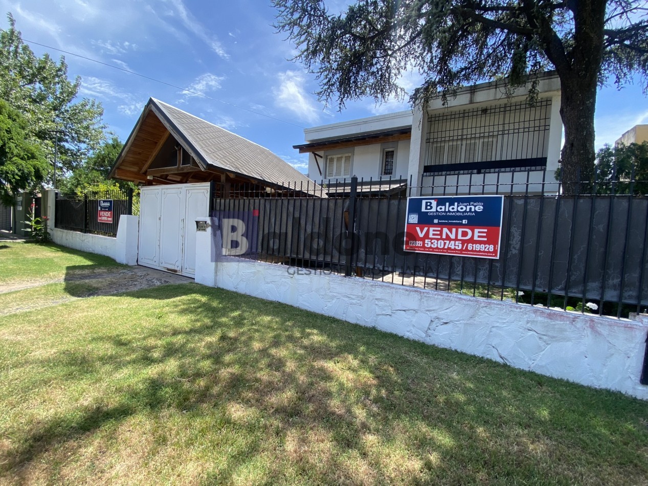EN VENTA - Exclusiva y amplia casa en General Pico