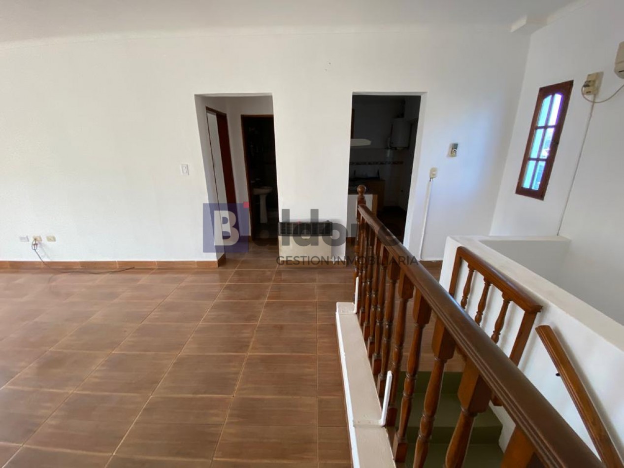 EN ALQUILER LOCAL + DPTO. - SOLO USO COMERCIAL - SOBRE CALLE 24 - GRAL. PICO