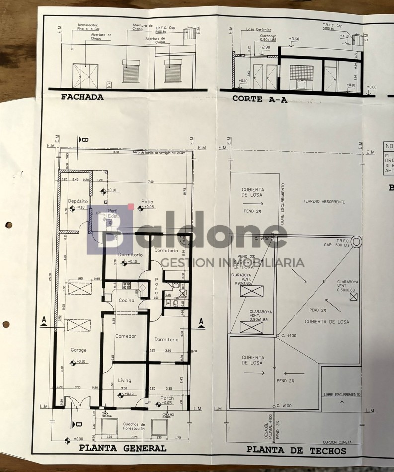 EN VENTA - AMPLIA CASA SOBRE CALLE 2 E/ 21 Y 23 - GRAL, PICO