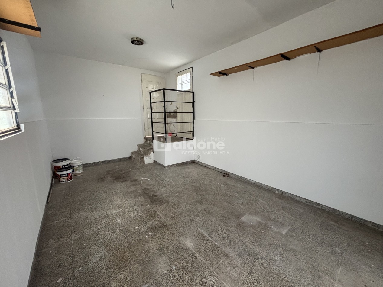 CASA EN VENTA EN SANTA ROSA LA PAMPA - MUY BUENA UBICACION