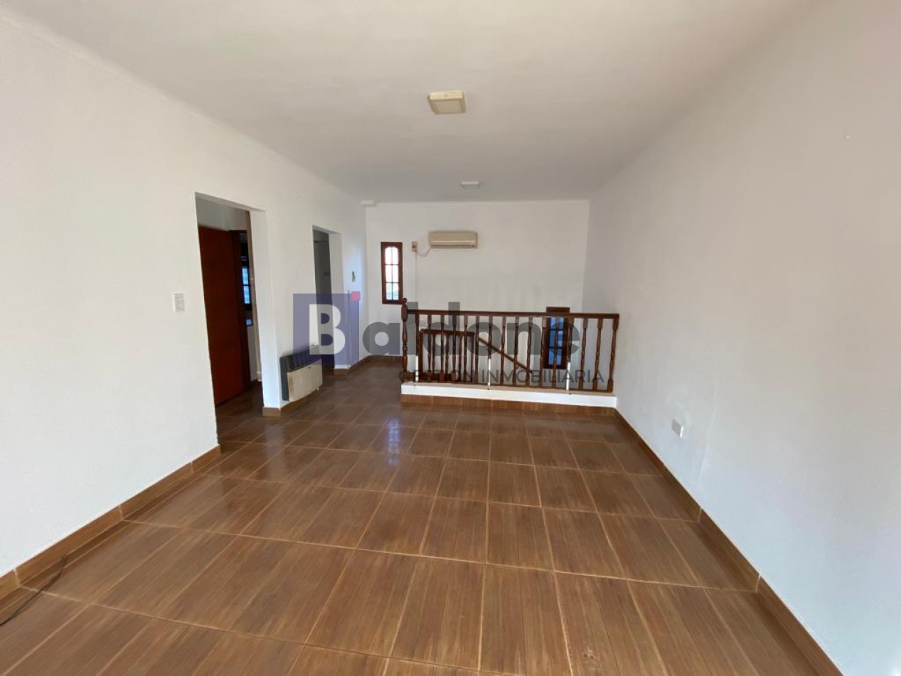 EN ALQUILER LOCAL + DPTO. - SOLO USO COMERCIAL - SOBRE CALLE 24 - GRAL. PICO