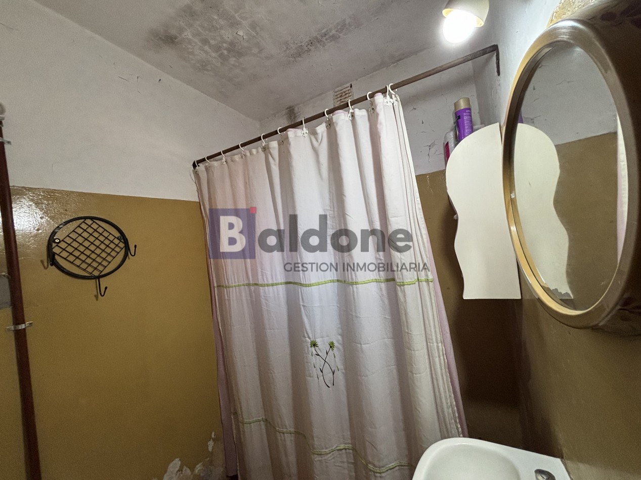 OPORTUNIDAD - CASA EN VENTA EN CALLE 8 E/ 33 Y 35 - GRAL. PICO - LA PAMPA