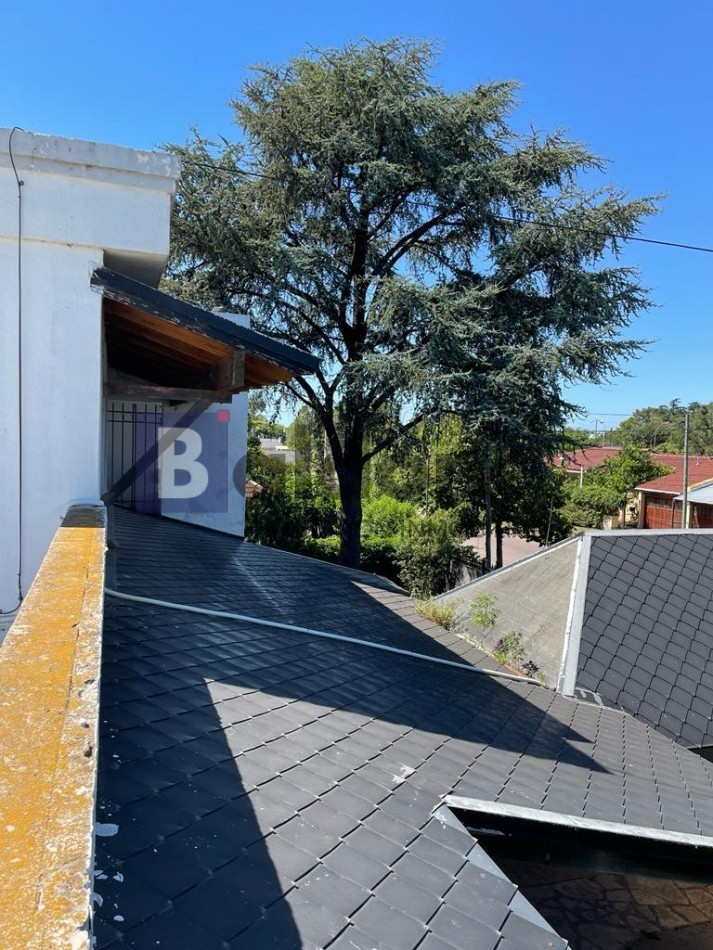 EN VENTA - Exclusiva y amplia casa en General Pico