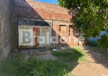 GALPON EN VENTA - CALLE 102 E/ 1 Y 2 - GRAL. PICO