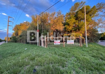 EN VENTA - EXCELENTE PREDIO - CALLE 17 ESQ. 44 - GRAL. PICO